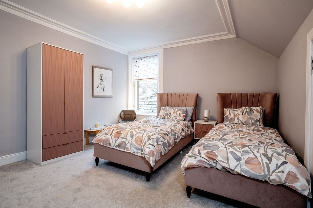 Additional image 14 of 5 bed flat for saleSpylaw Road, Edinburgh EH10