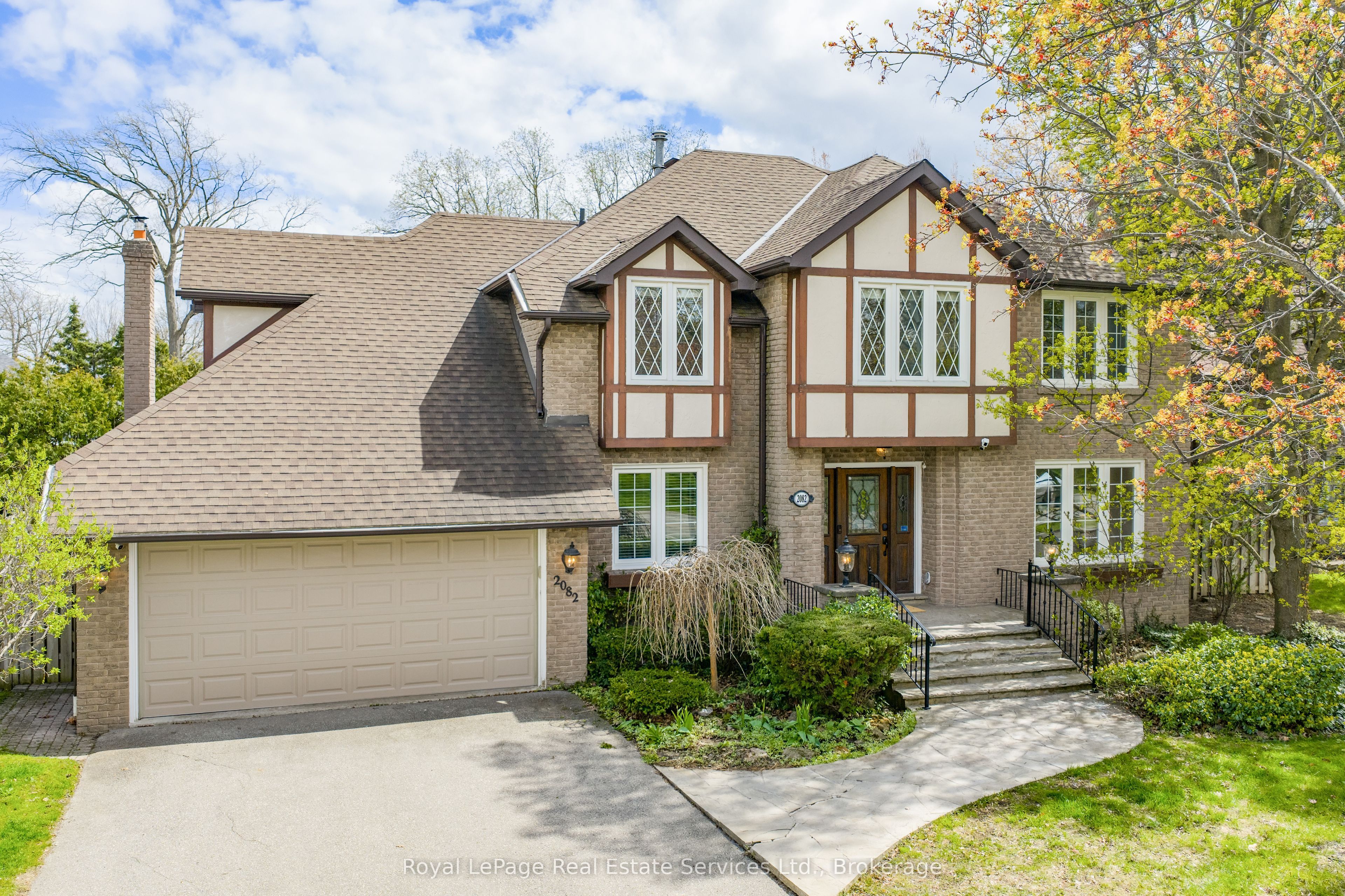 Additional image 3 of 2082 Mississauga Road, Mississauga, ON, L5H 2K6