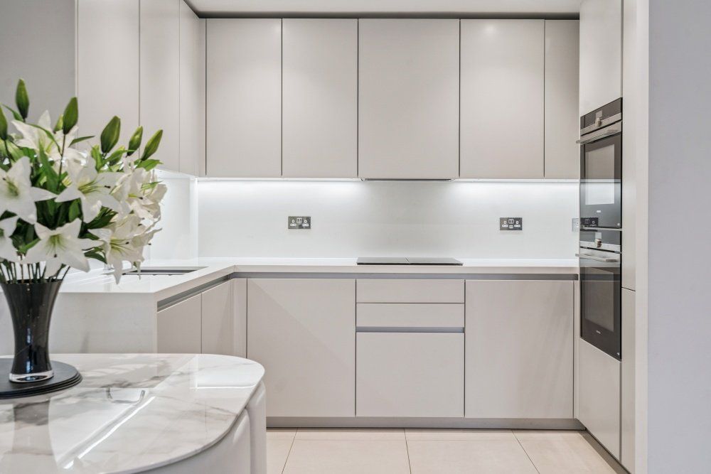 Additional image 3 of 2 bed flat for saleGlen Island, Taplow, Maidenhead, Buckinghamshire SL6