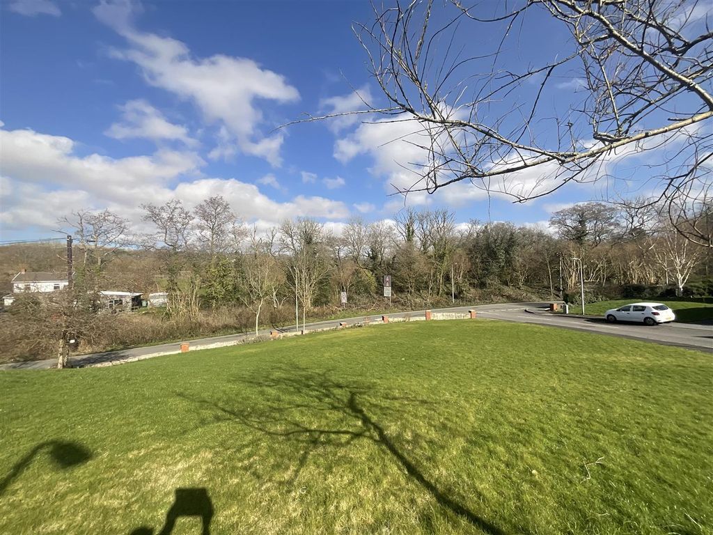 Additional image 4 of 4 bed detached house for saleHenfelin, Garnant, Ammanford SA18