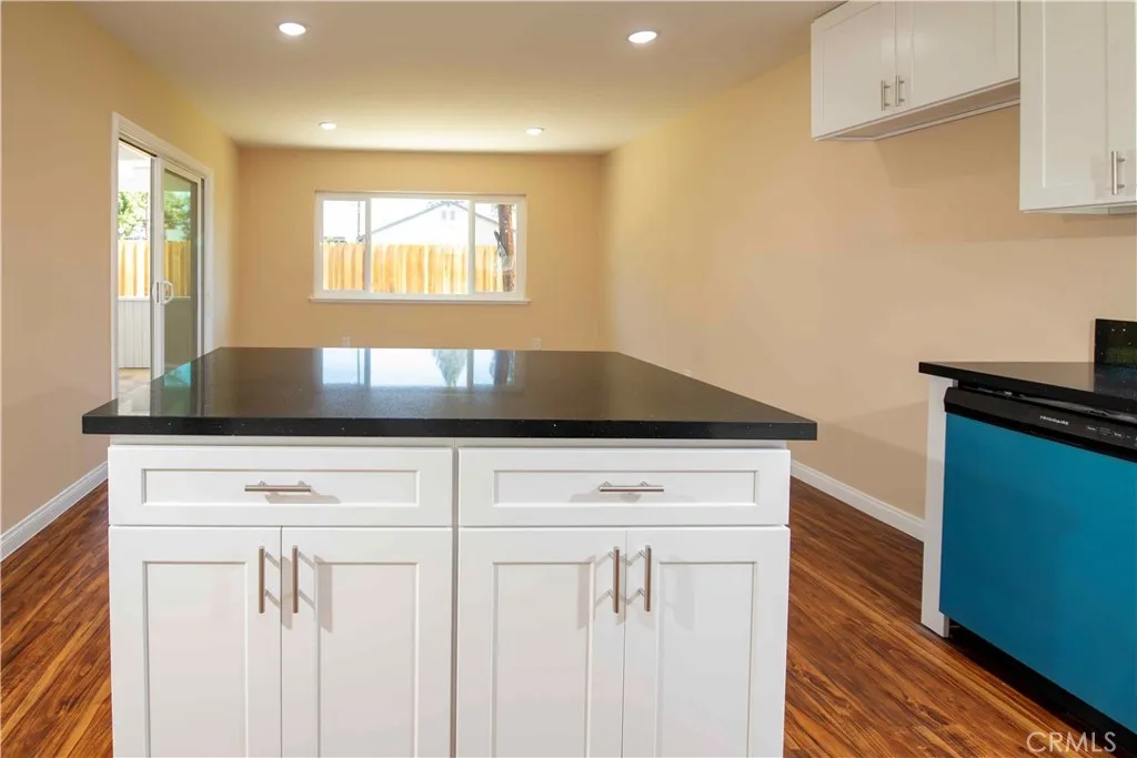 Additional image 61 of 7630 Minstrel Ave, Canoga Park, CA 91304