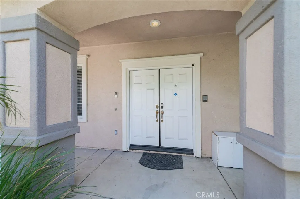 Additional image 4 of 12939 Thornbury Lane, Eastvale, CA 92880