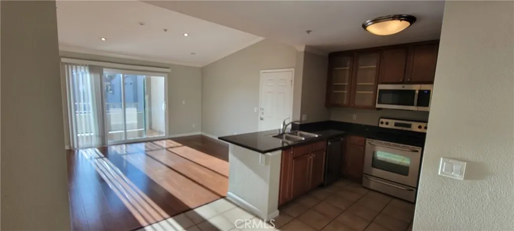Additional image 27 of 1015 La Terraza Cir Unit 304, Corona, CA 92879