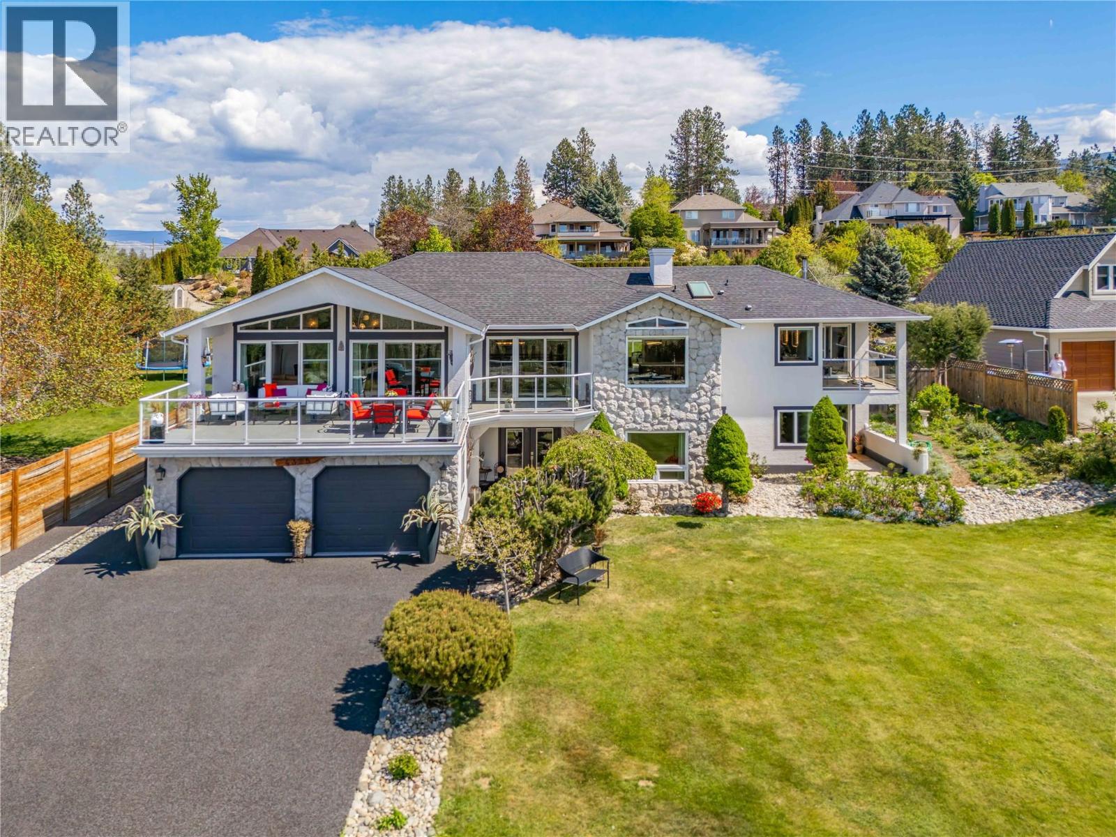 Additional image 2 of 4325 Takla Road, Kelowna, BC, V1W3C4