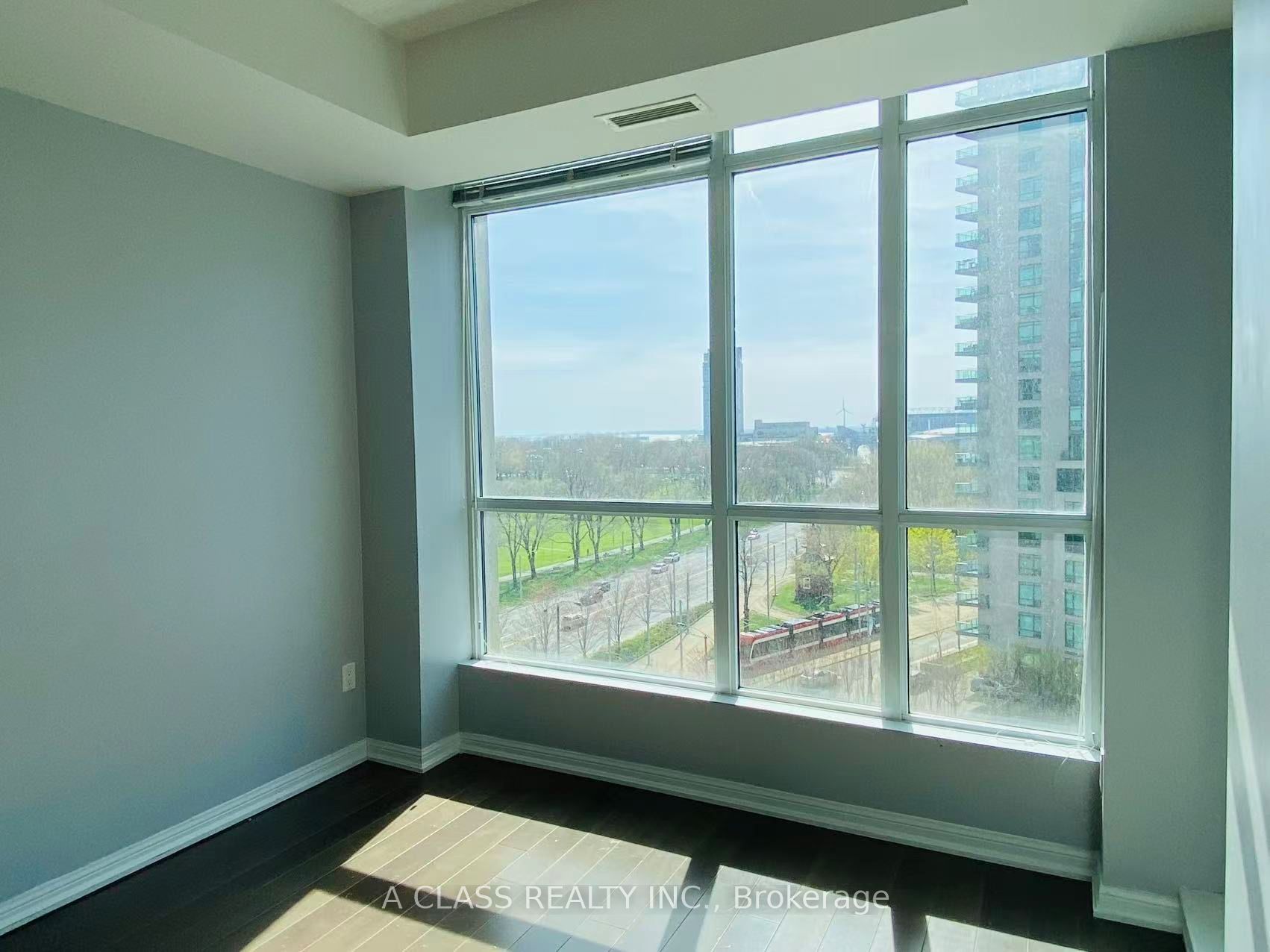 Additional image 6 of 902-628 Fleet Street, Toronto, ON, M5V 1A8