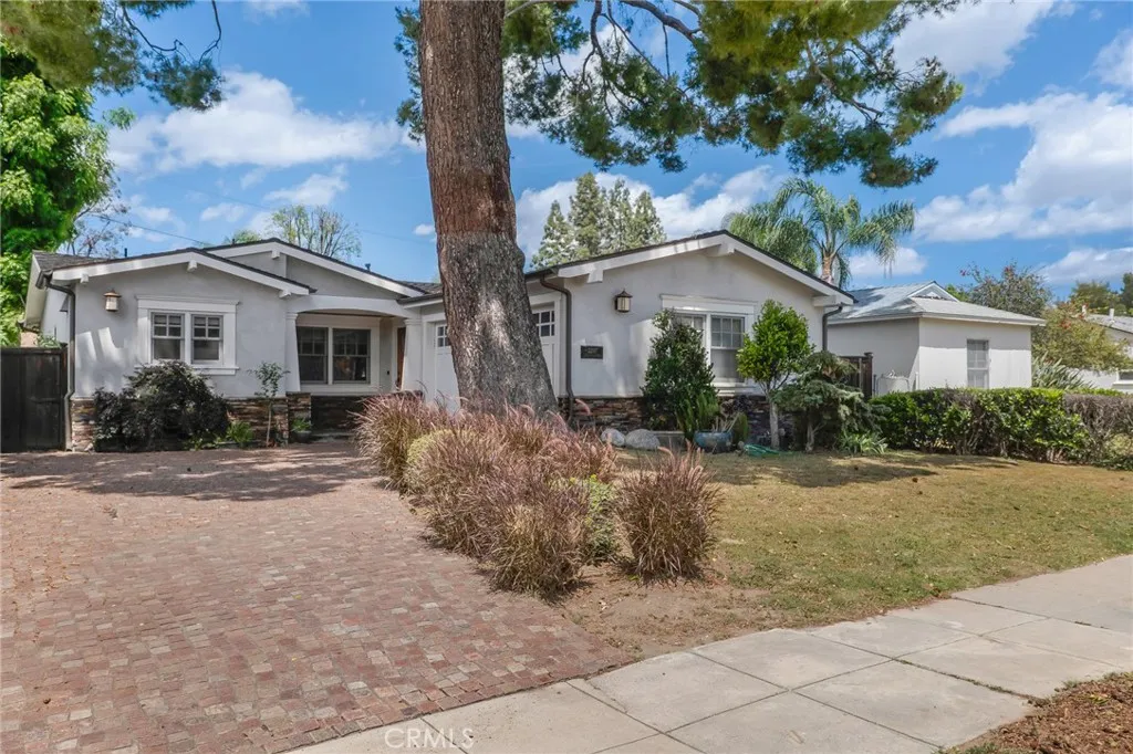 22107 San Miguel St, Woodland Hills, CA 91364