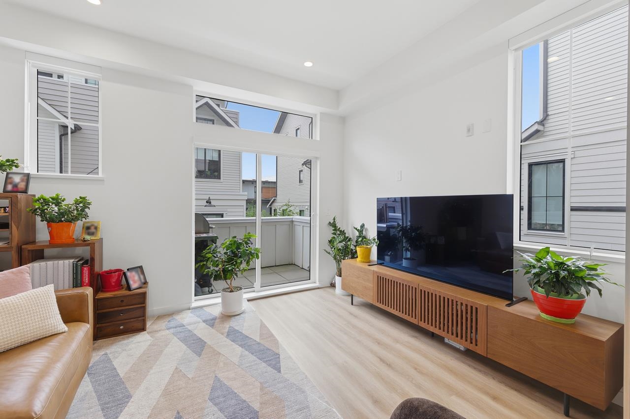 Additional image 4 of 13-237 Ridgeway Avenue, North Vancouver, BC, V7L 0H6