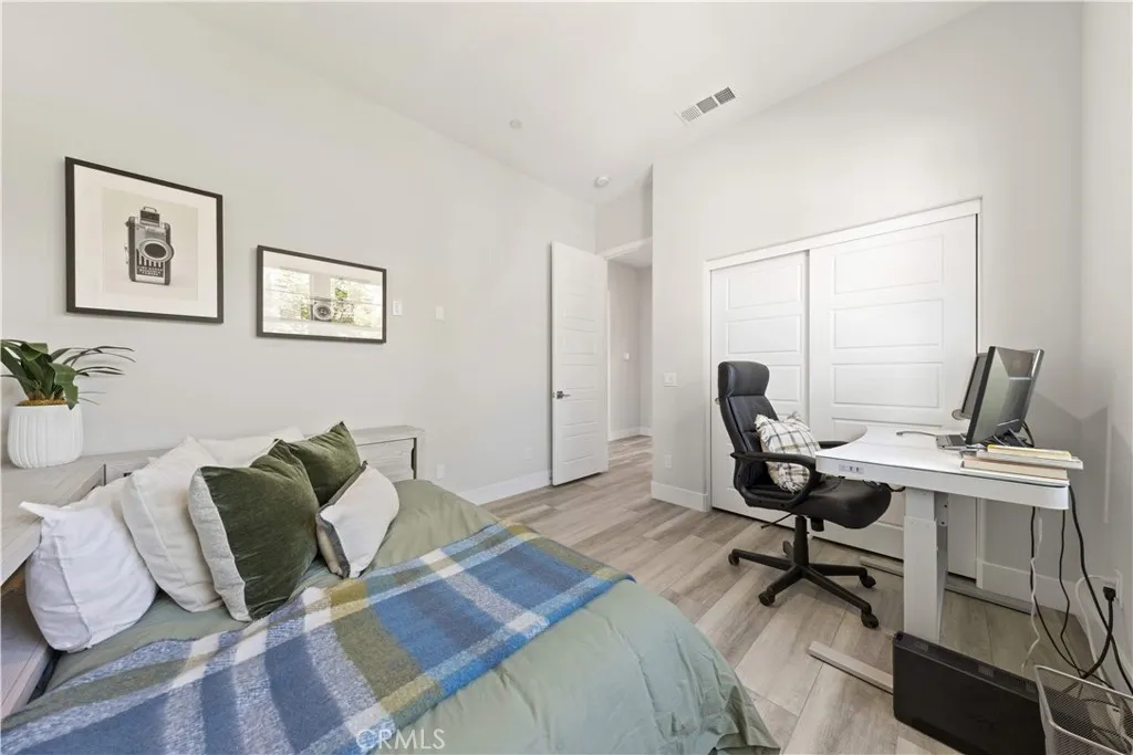 Additional image 31 of 228 Merit, Irvine, CA 92618