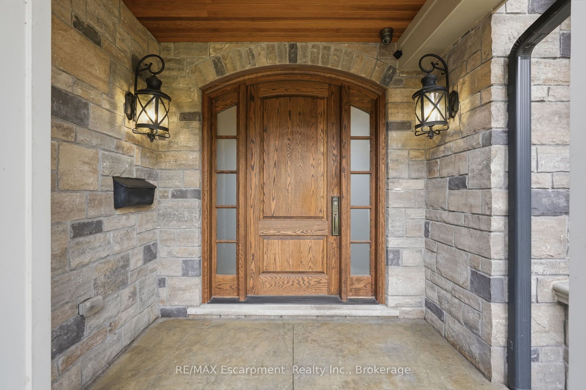 Additional image 3 of 4180 Lakeshore Road, Burlington, ON, L7L 1A4