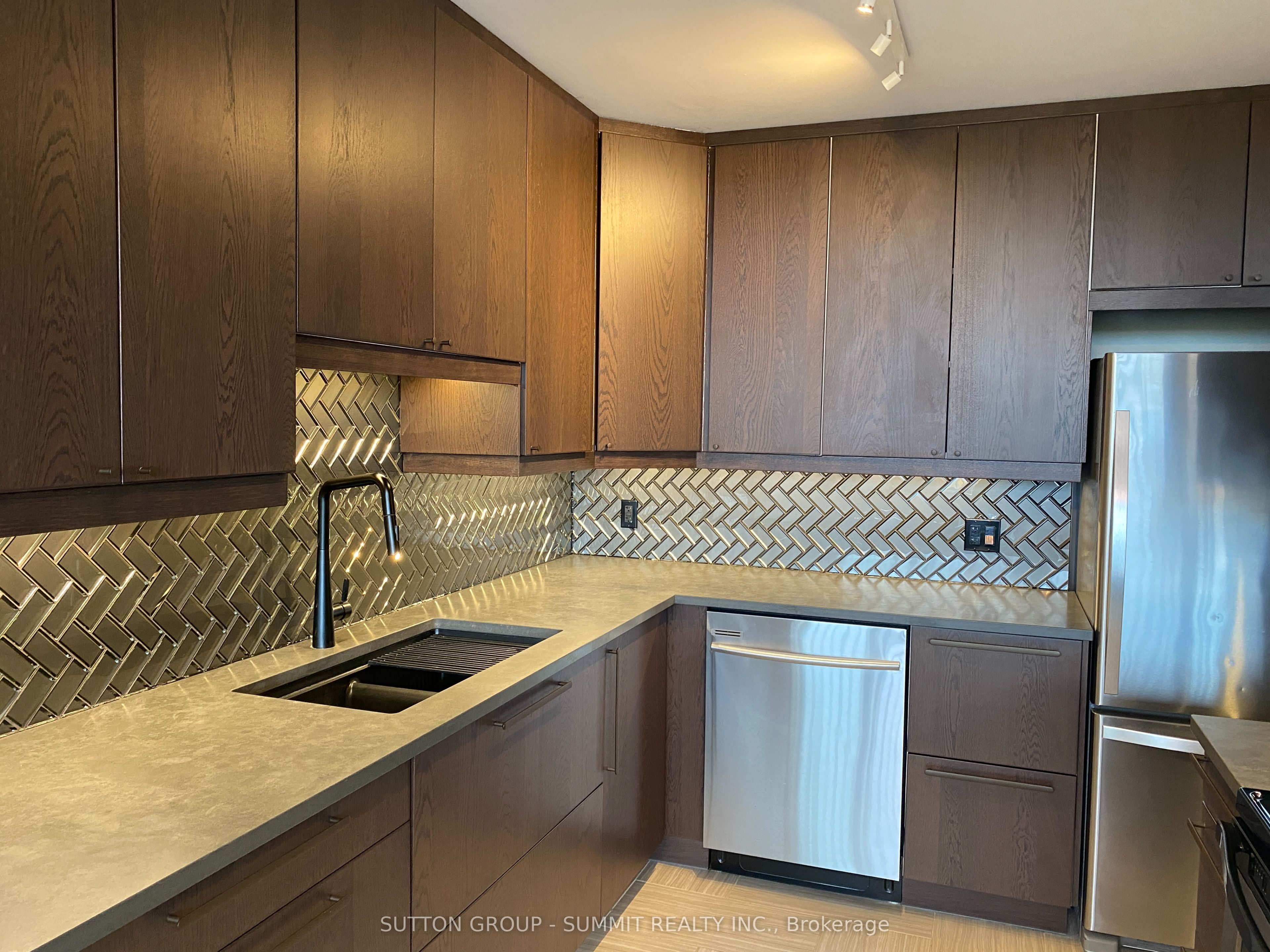 Additional image 5 of 701-2301 Derry Road W, Mississauga, ON, L5N 2R4