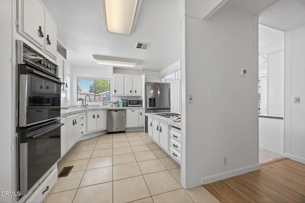 Additional image 9 of 84 Poinsettia Gardens Drive, Ventura, CA 93004