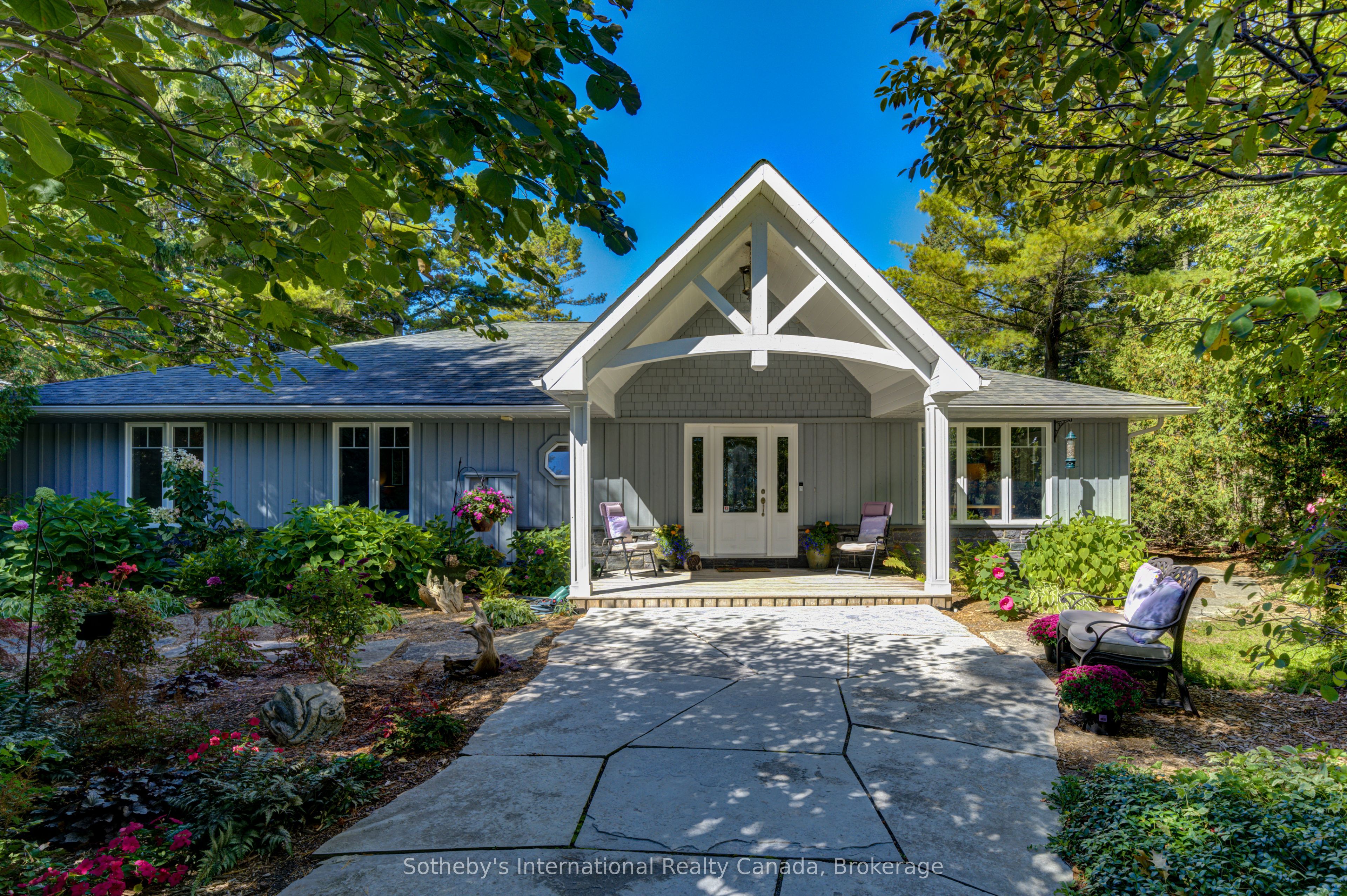 1036 River Road E, Wasaga Beach, ON, L9Z 2P7
