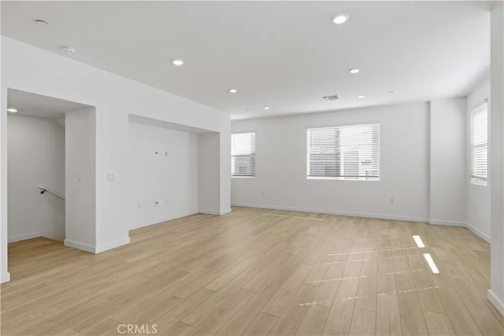 Additional image 34 of 9324 Via Azul, Pico Rivera, CA 90660