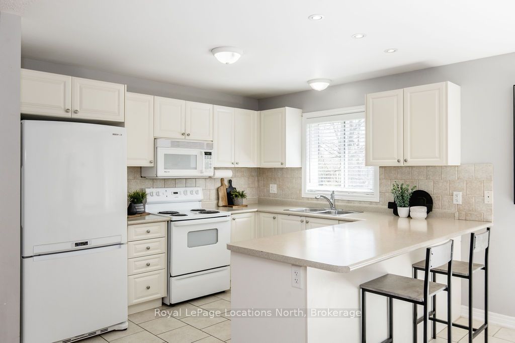 Additional image 6 of 45 William Avenue, Wasaga Beach, ON, L9Z 2X3