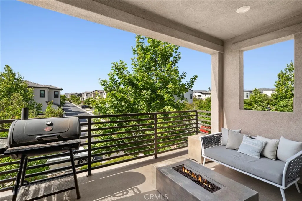 258 Merit, Irvine, CA 92618 photo 4