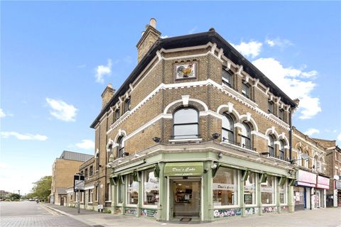 High Street, Walthamstow, London E17