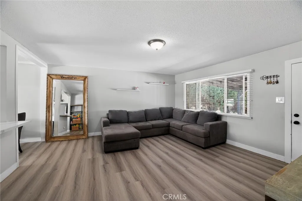 116 Doyle Ave, Redlands, CA 92374 photo 2