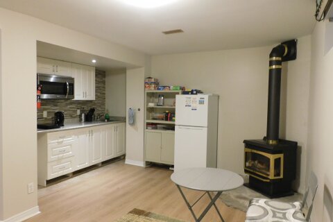 Additional image 8 of 1132 Queen Street W, Mississauga, ON, L5H 4K2
