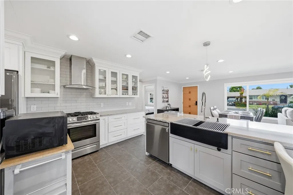 Additional image 25 of 2858 W Keys Ln, Anaheim, CA 92804