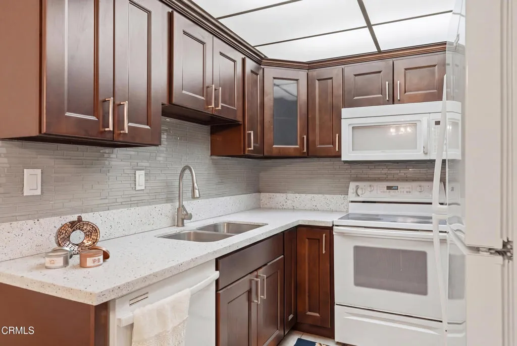 Additional image 17 of 1015 N Michillinda Avenue Unit 304, Pasadena, CA 91107
