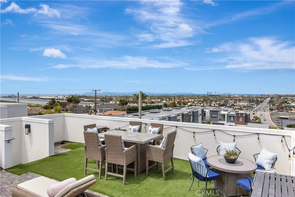 Additional image 45 of 2105 Two Harbors Circle, Costa Mesa, CA 92627