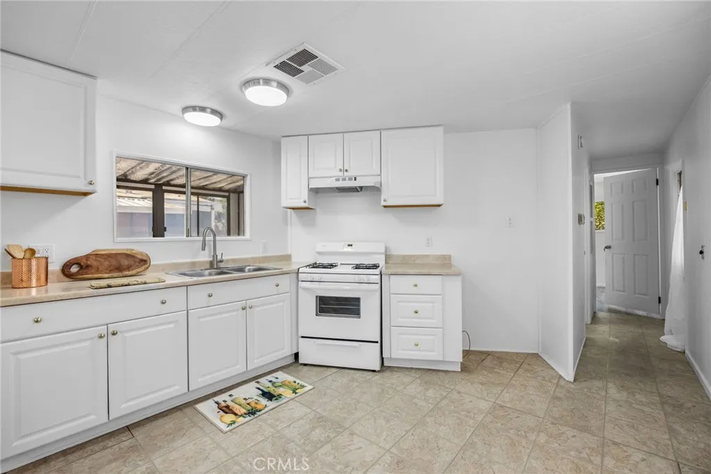 Additional image 55 of 995 Pomona Road Unit 88, Corona, CA 92882