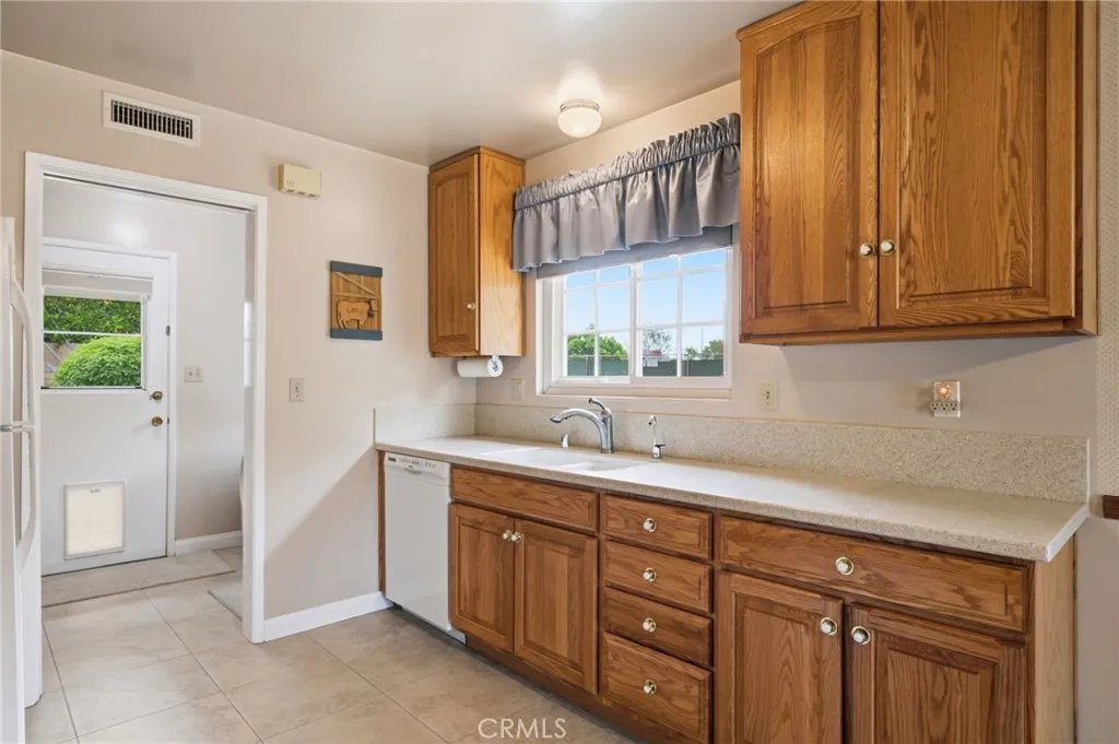 Additional image 20 of 10400 Hanna Avenue, Chatsworth, CA 91311
