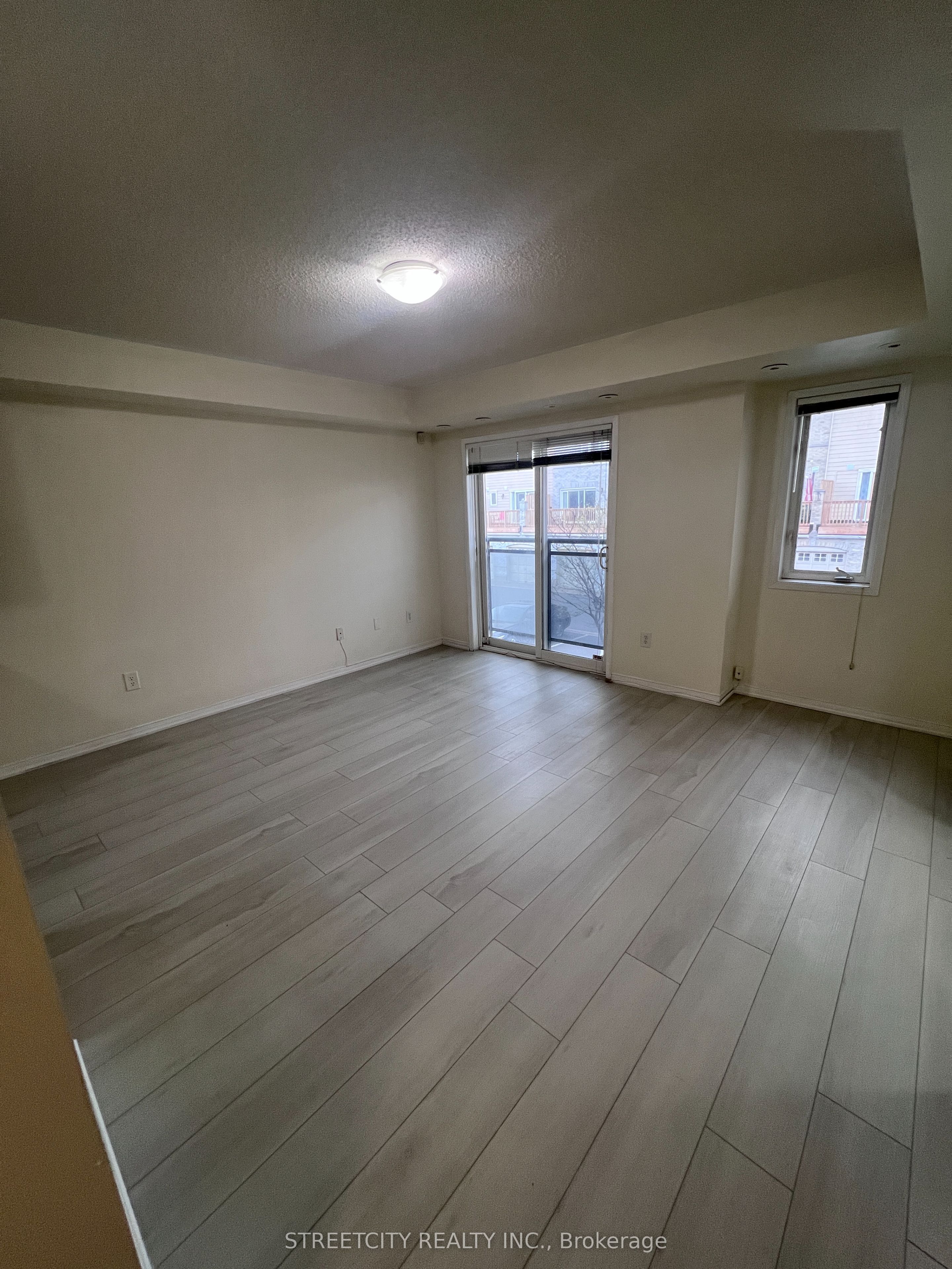 Additional image 4 of 329-4975 Southampton Drive, Mississauga, ON, L5M 8C5