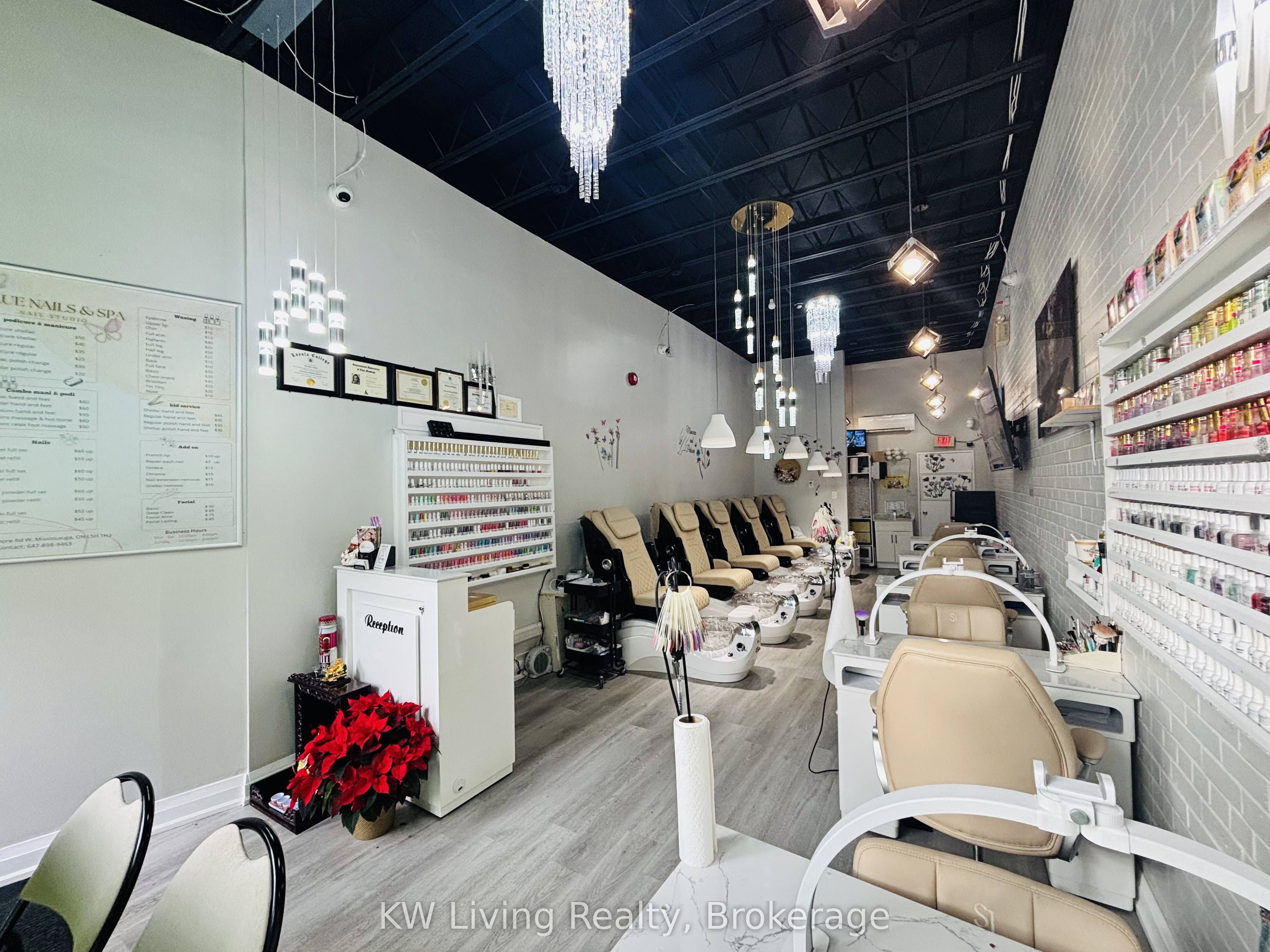 Additional image 2 of 356A Lakeshore Road W, Mississauga, ON, L5H 1H3