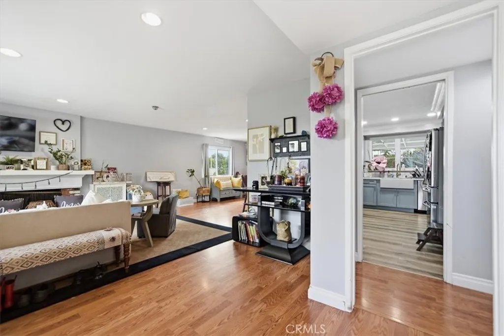 Additional image 34 of 9533 Frankirst Ave, North Hills, CA 91343