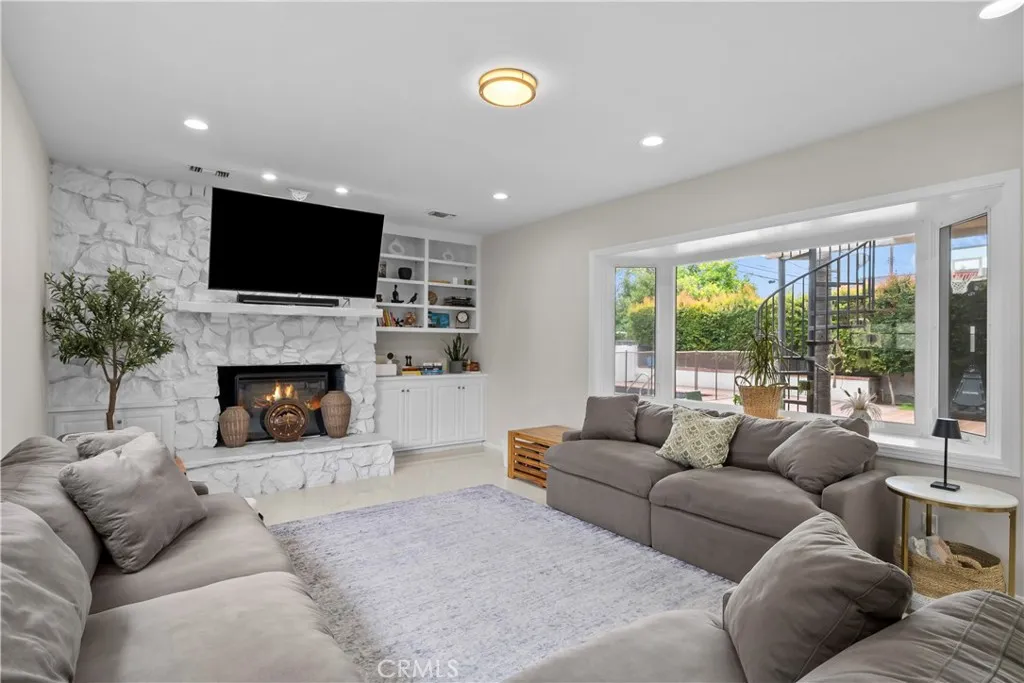 Additional image 14 of 10206 Gothic Ave, North Hills, CA 91343