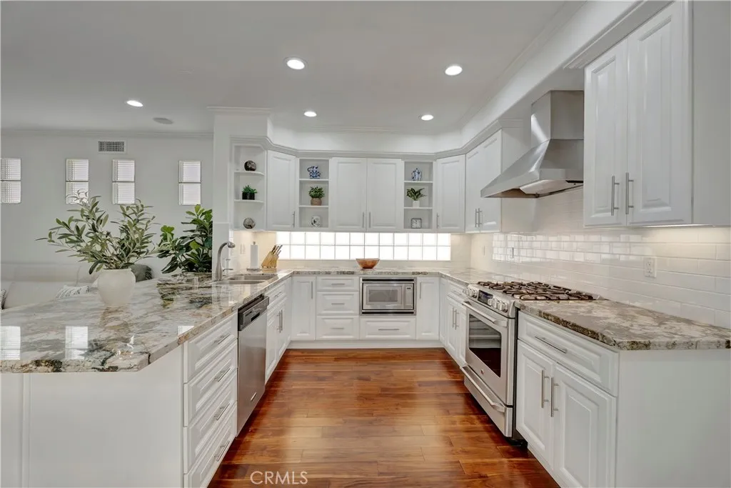 Additional image 16 of 515 20th Street, Huntington Beach, CA 92648