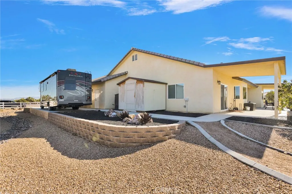 Additional image 114 of 8140 Heartland Cir, Oak Hills, CA 92344