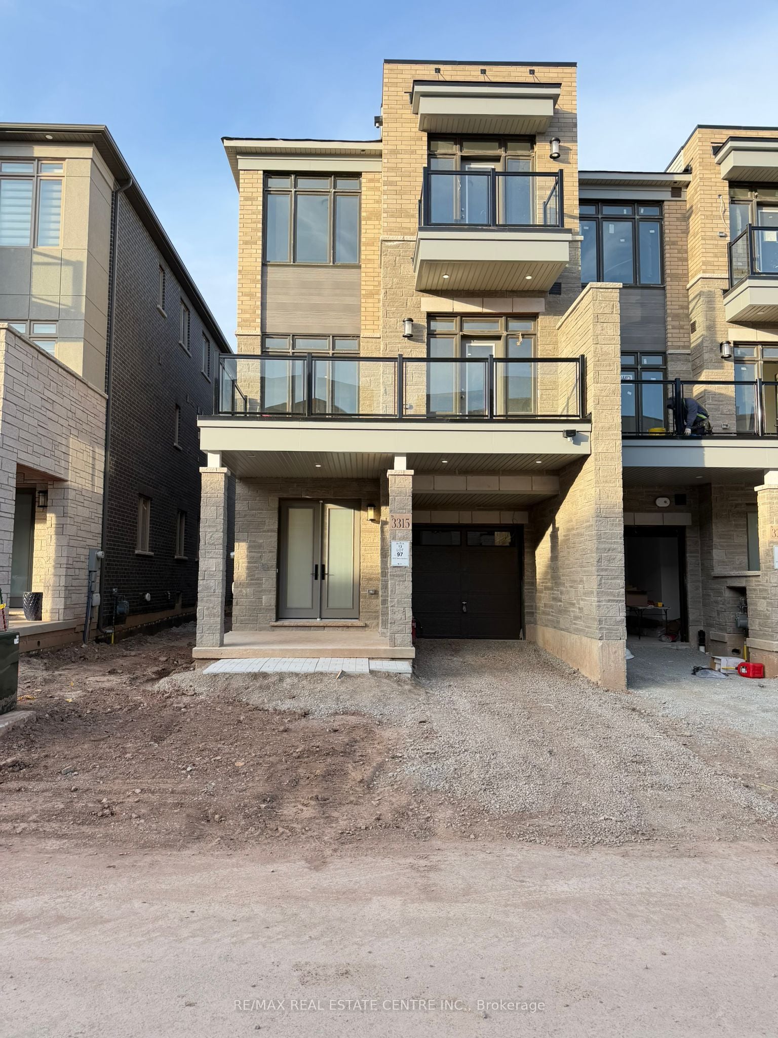 3315 Taha Gardens, Oakville, ON, L6M 4K1