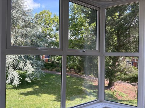 Cowick Street, St. Thomas, Exeter EX4, Studio to rent