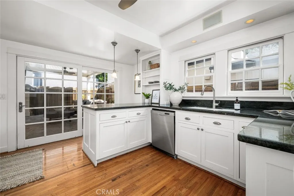 Additional image 48 of 24 Via Di Roma Walk, Long Beach, CA 90803