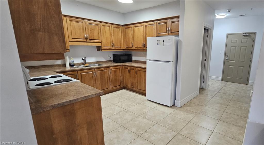 Additional image 3 of 201-685 Myers Road, Cambridge, ON, N1R 5S2