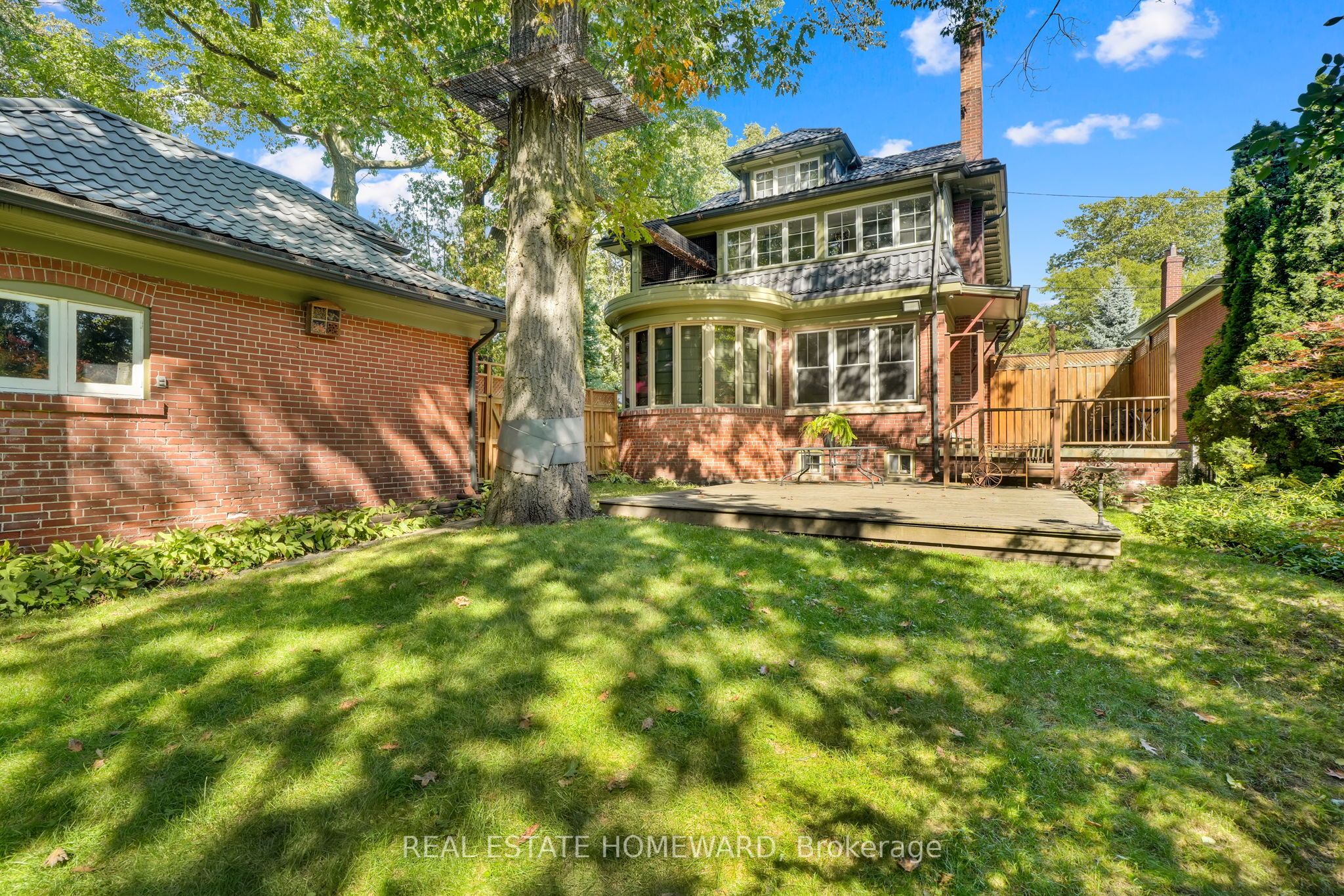 Additional image 2 of 32 Hollywood Crescent, Toronto, ON, M4L 2K5