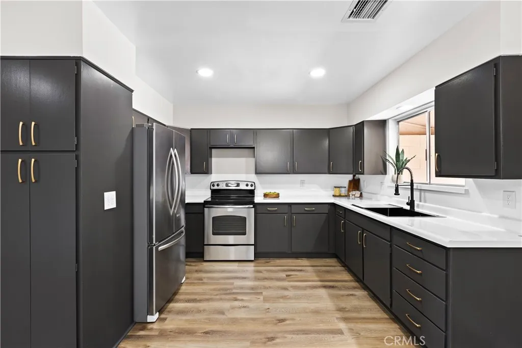 Additional image 49 of 621 S Palm Avenue Unit E, Hemet, CA 92543