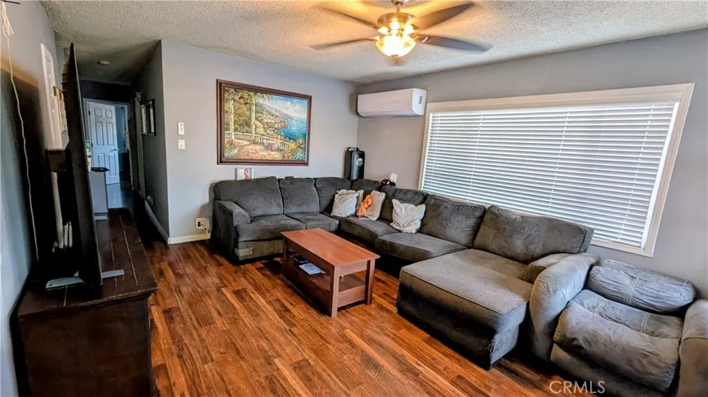 Additional image 17 of 417 W Pear St, Compton, CA 90222