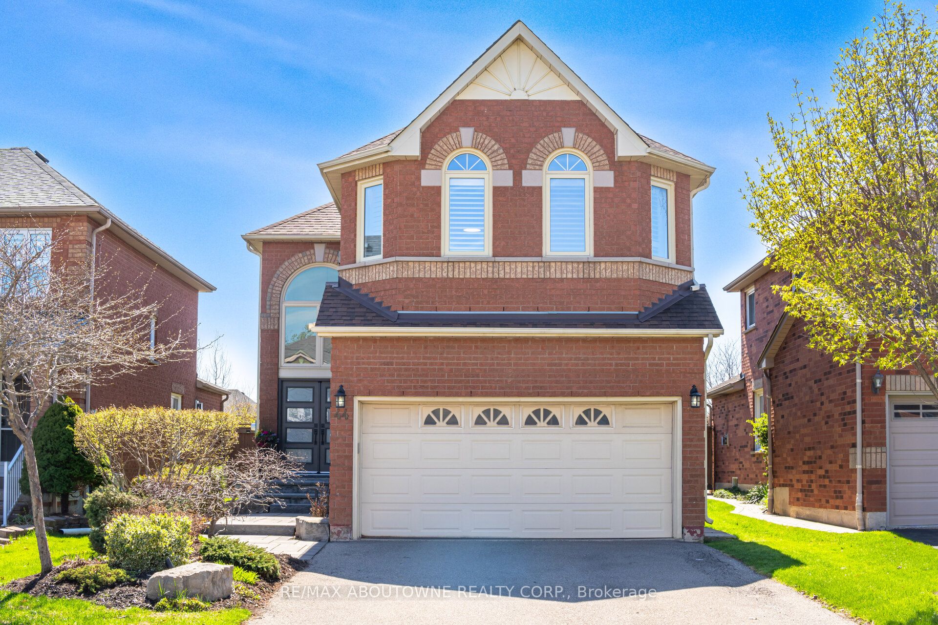 44 Banington Crescent, Brampton, ON, L7A 1G4