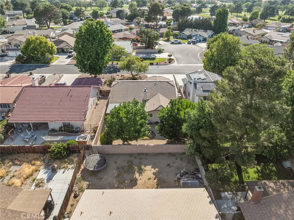13035 Norfolk Ln, Victorville, CA 92395