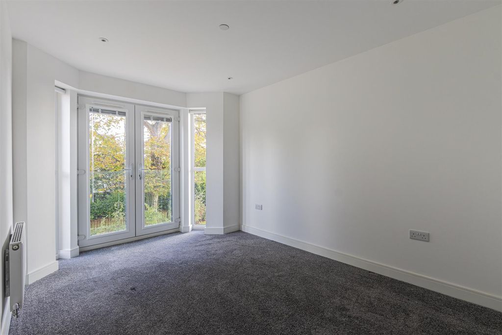 Additional image 11 of 2 bed flat for saleChurch Road, Lisvane CF14