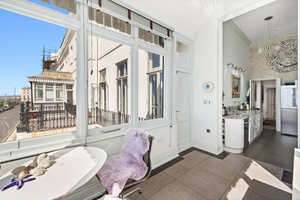 Additional image 28 of 3 bed flat for saleChichester Terrace, Brighton, East Sussex BN2