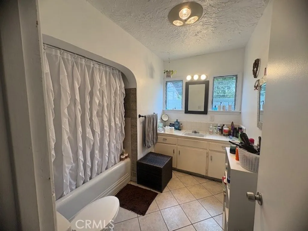 Additional image 11 of 2196 N Orange Grove Avenue, Pomona, CA 91768