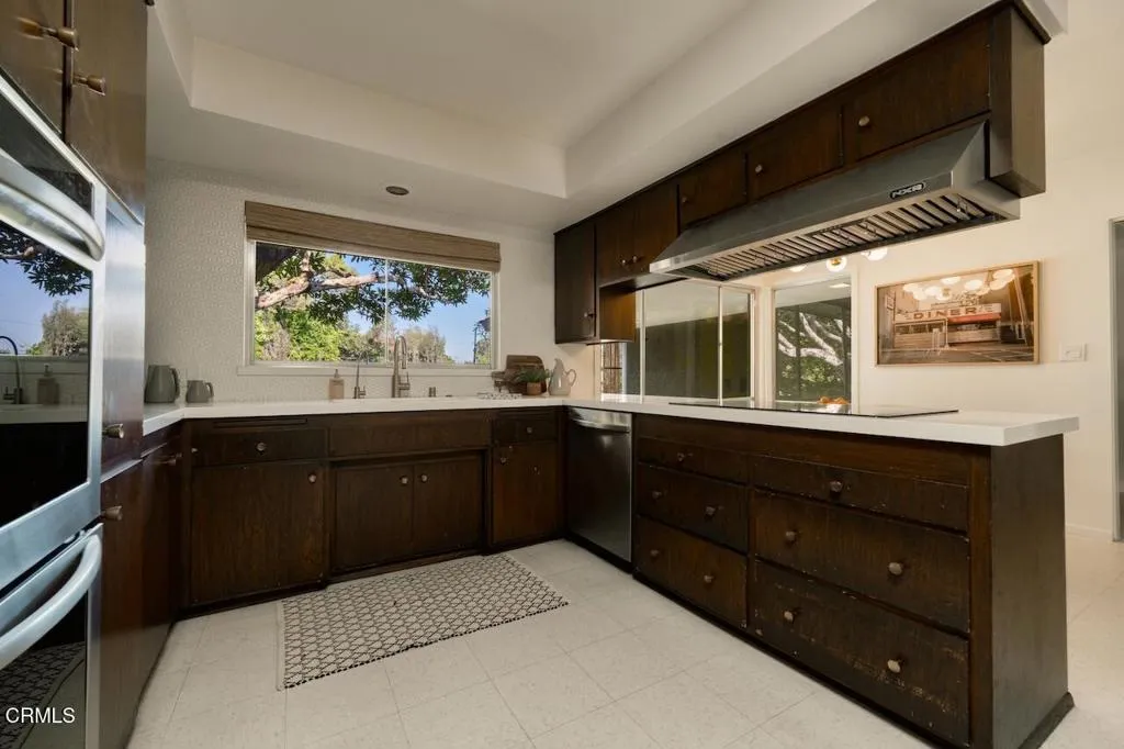Additional image 10 of 1535 Meadowbrook Road, Altadena, CA 91001