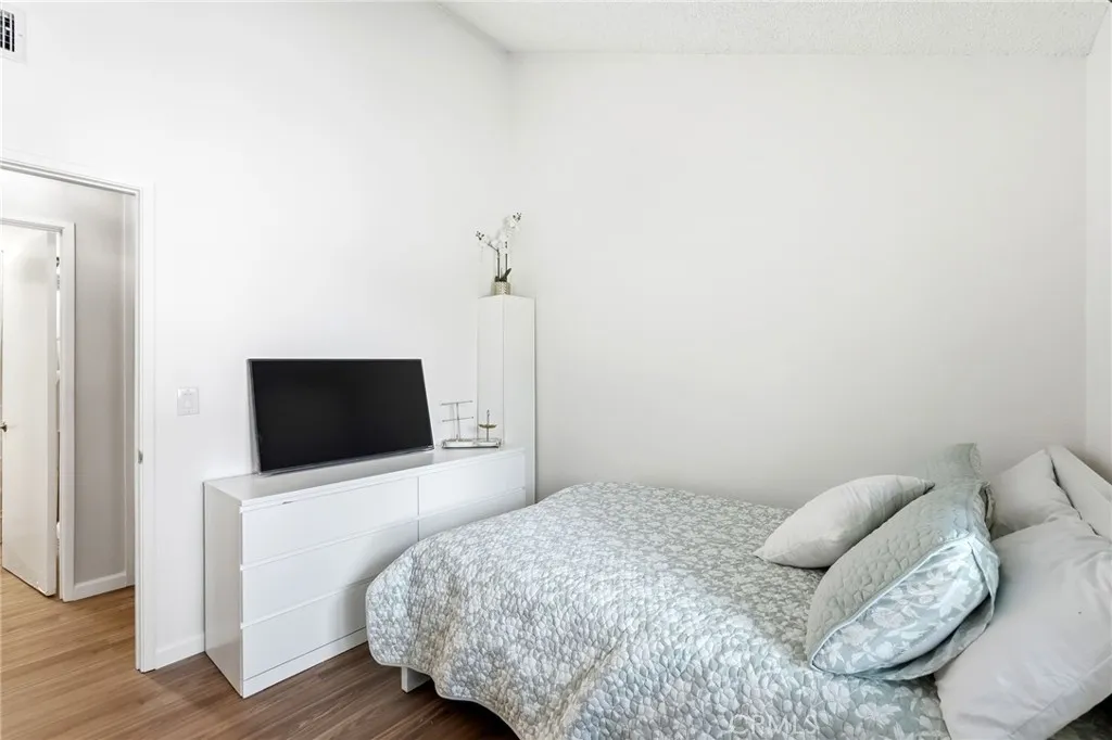 Additional image 38 of 7255 Balboa Blvd Unit 20, Lake Balboa, CA 91406