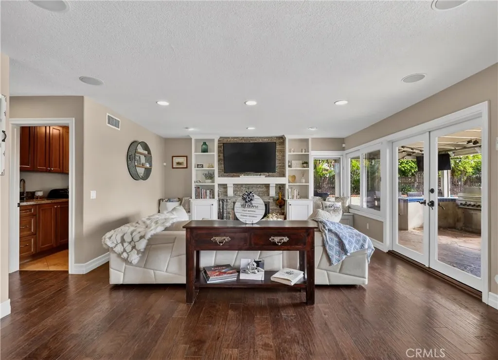 Additional image 18 of 2704 North Vista Heights Avenue, Orange, CA 92867