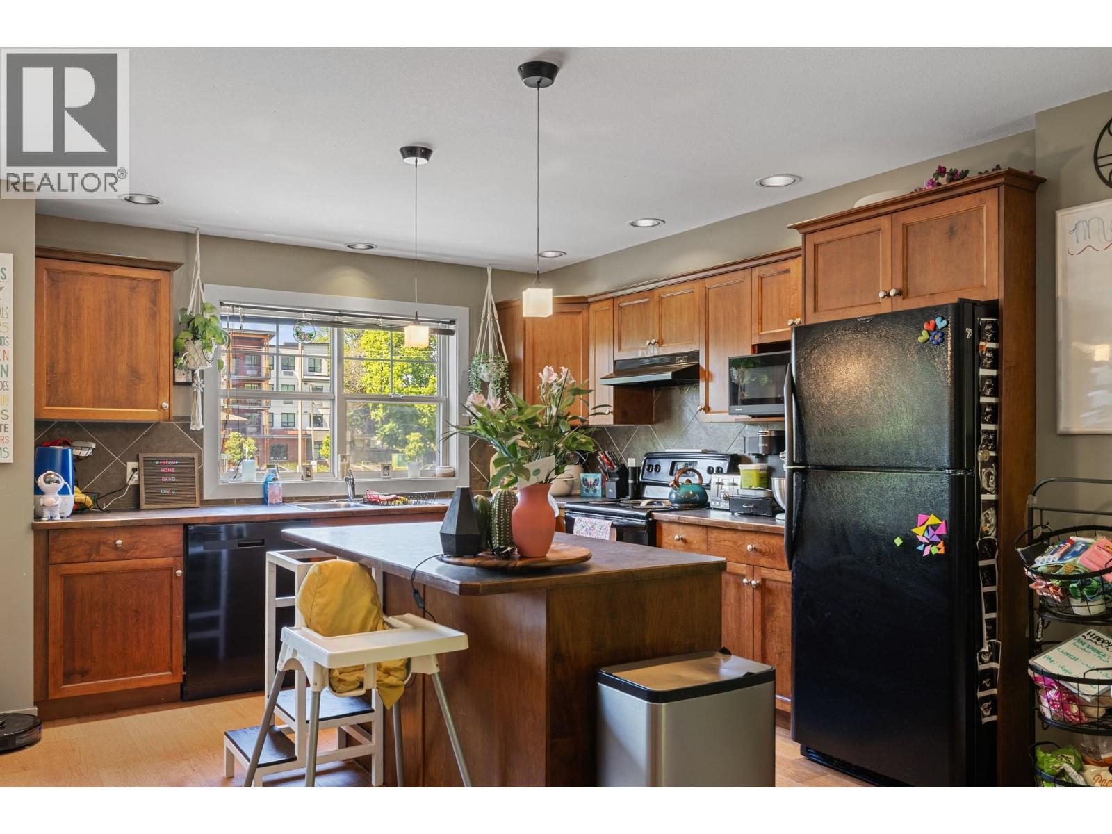 Additional image 3 of 2-146 Mccurdy Road, Kelowna, BC, V1X8B1