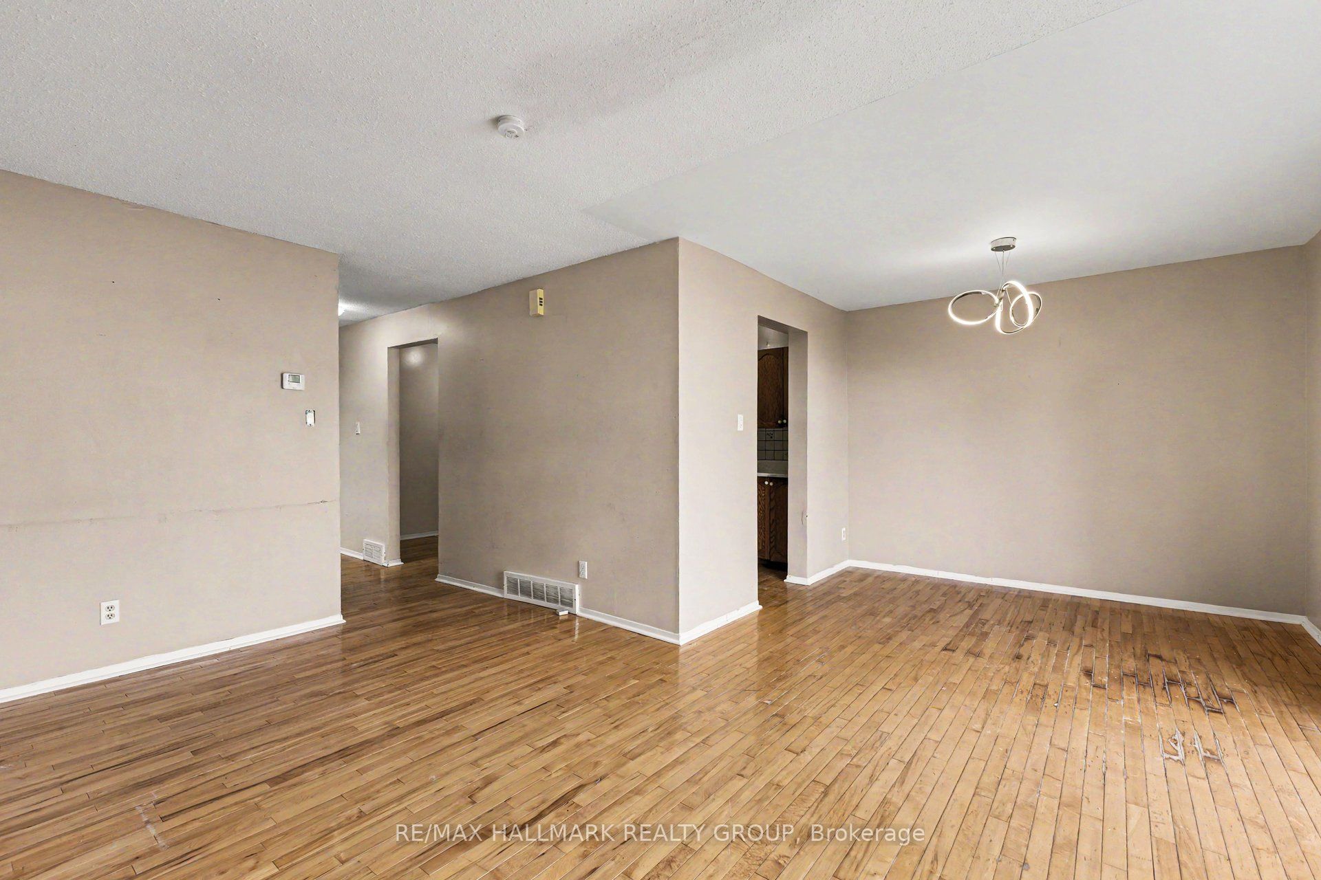 Additional image 5 of 16 Sunridge Lane, Ottawa, ON, K2J 2N8